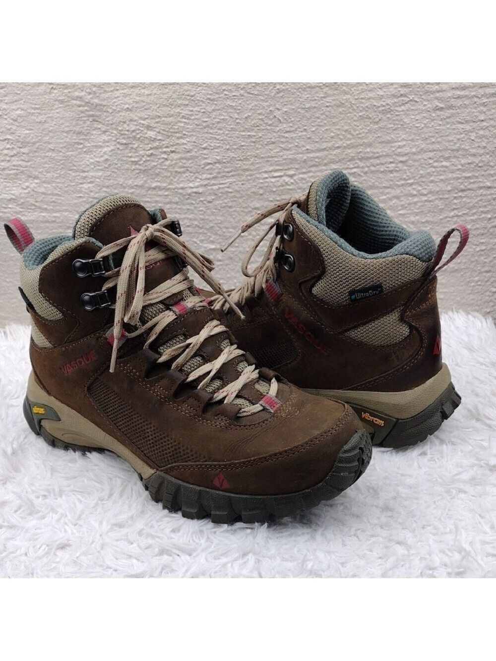 Vasque Talus Trek Ultra Dry Brown Nubuck Leather Round Toe Mid High Hiking Boot